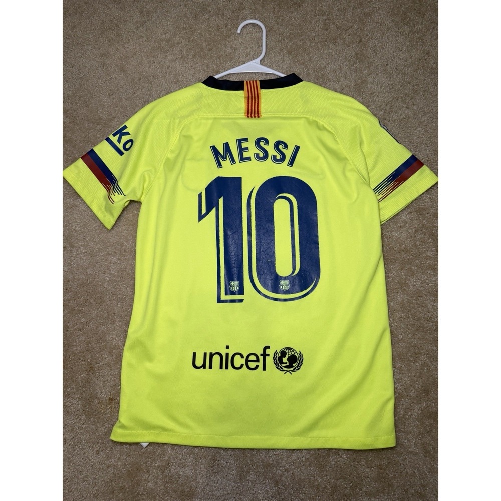 Barcelona 2018 - 2019 Away football Nike shirt #10 Messi size Small